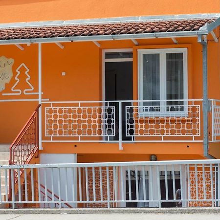 Apartman Ana 2 Требинье Экстерьер фото