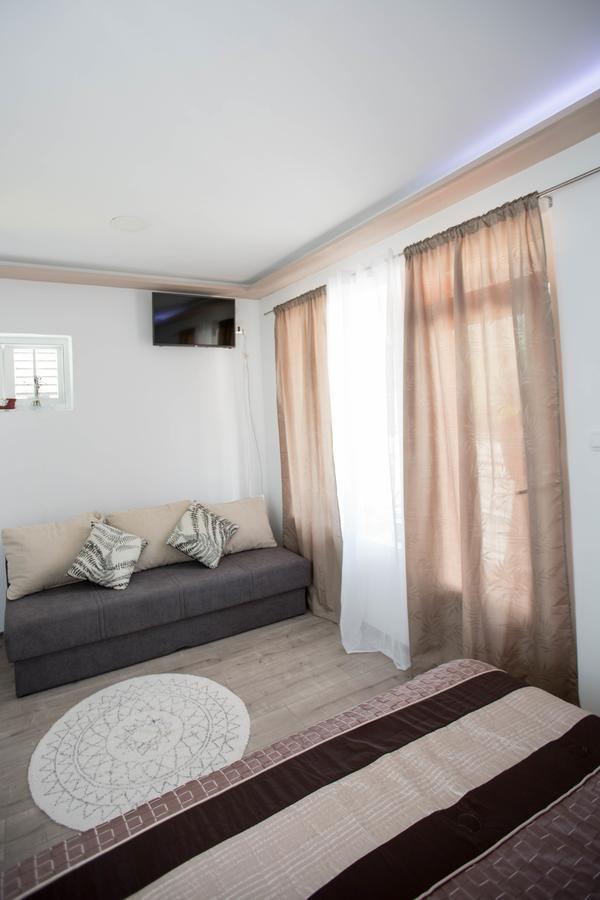 Apartman Ana 2 Требинье Экстерьер фото