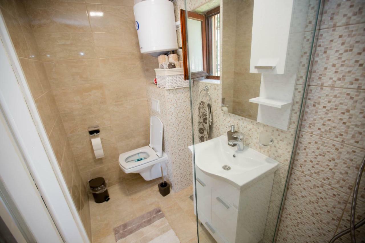 Apartman Ana 2 Требинье Экстерьер фото