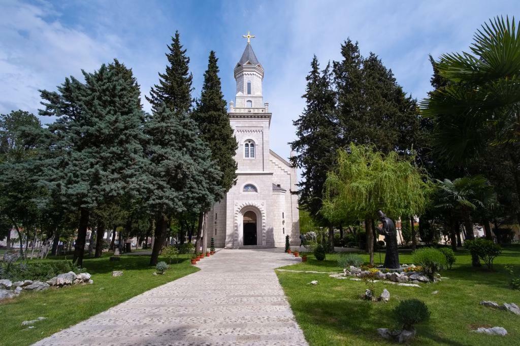 Apartman Ana 2 Требинье Экстерьер фото