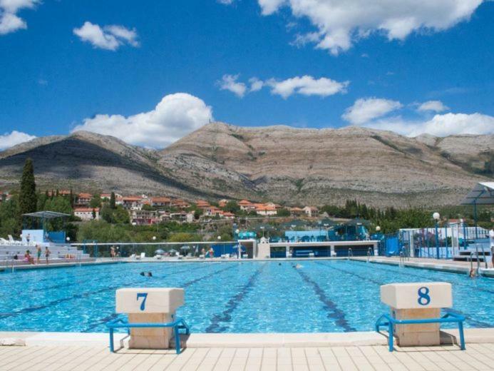 Apartman Ana 2 Требинье Экстерьер фото